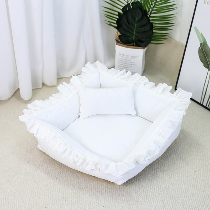 Chic Ruffled Dog Bed - Shop Pet Luxury & Comfort Year-Round - CatebyPets