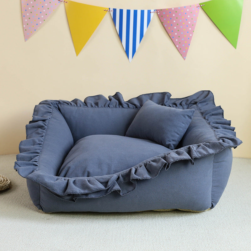 Chic Ruffled Dog Bed - Shop Pet Luxury & Comfort Year-Round - CatebyPets