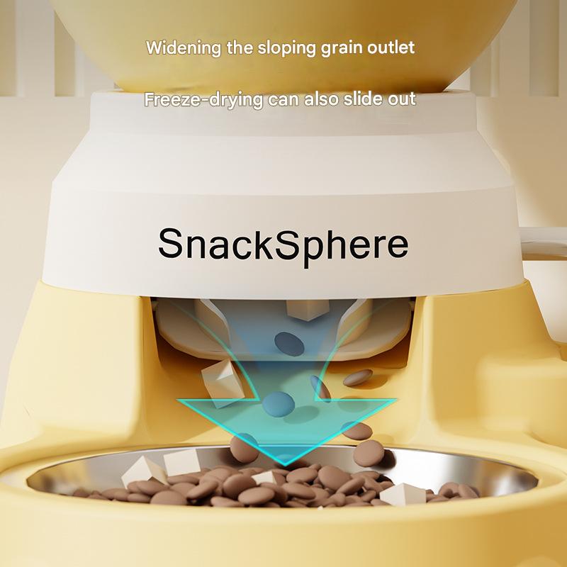 Interactive Dog Feeder With Foot-Operated Automatic Dispensing - CatebyPets